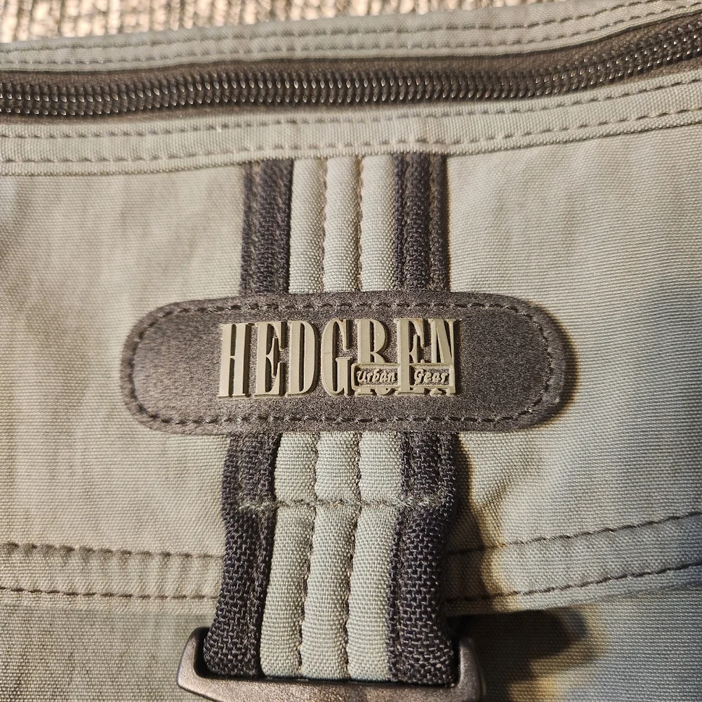 Hedgren Greenish Gray Hanging Toiletry Bag Travel Cosmetic Unisex